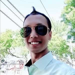 Meet your Posher, Wajih